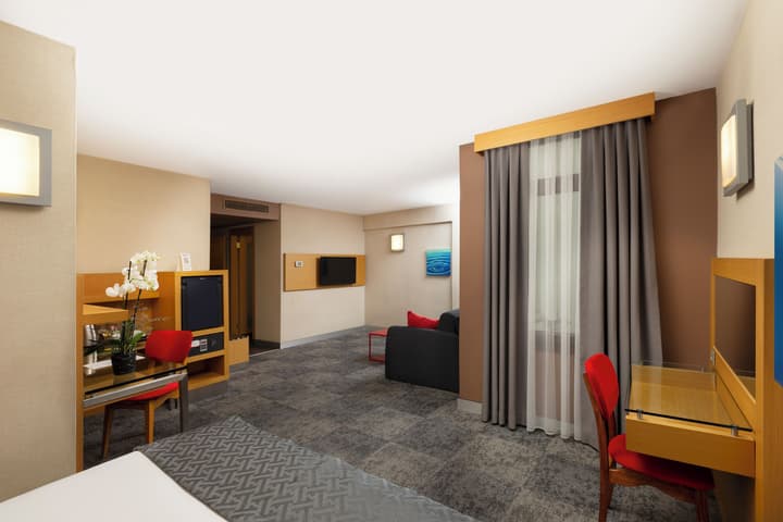 Nippon Hotel