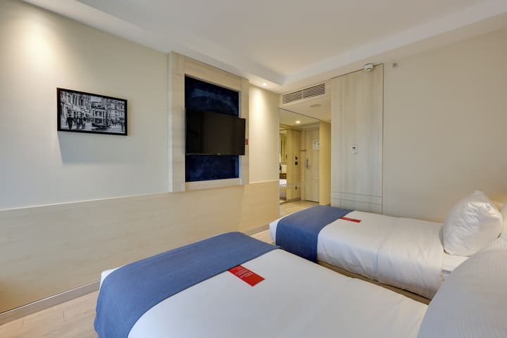 Ramada by Wyndham Istanbul Old City