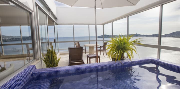 HS HOTSSON Hotel Acapulco