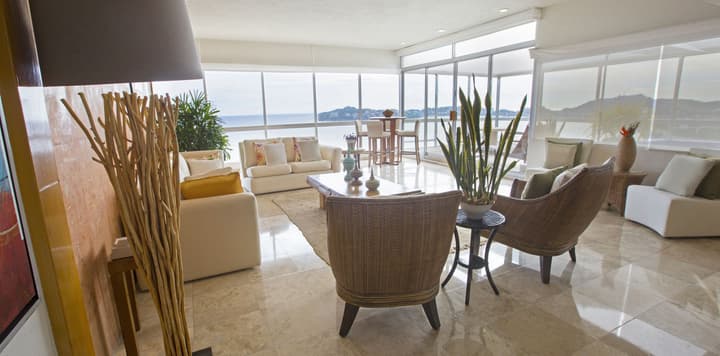HS HOTSSON Hotel Acapulco