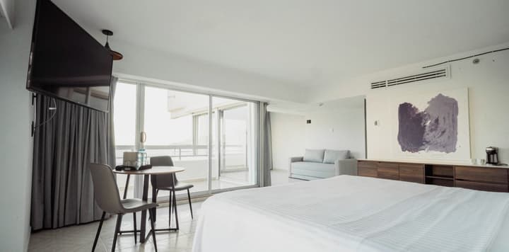 HS HOTSSON Hotel Acapulco
