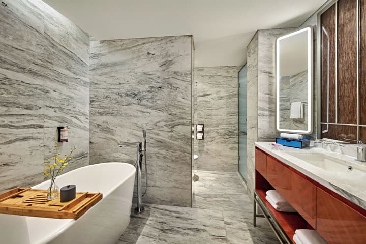 Movenpick Hotel Hanoi Centre