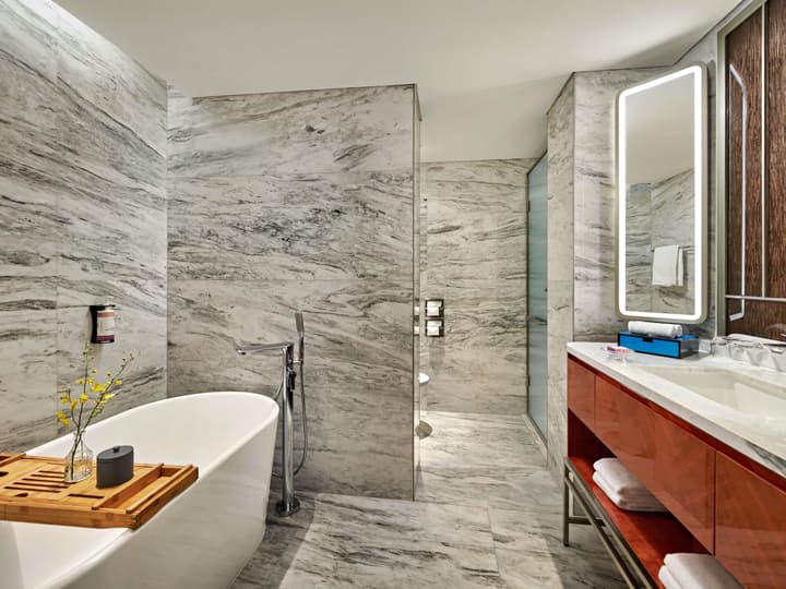 Movenpick Hotel Hanoi Centre