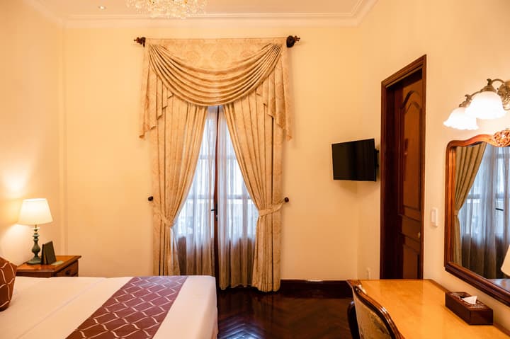 Hotel Grand Saigon
