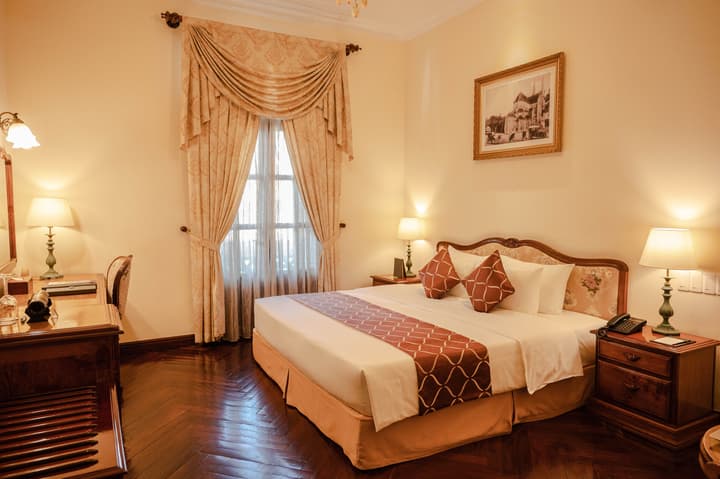 Hotel Grand Saigon