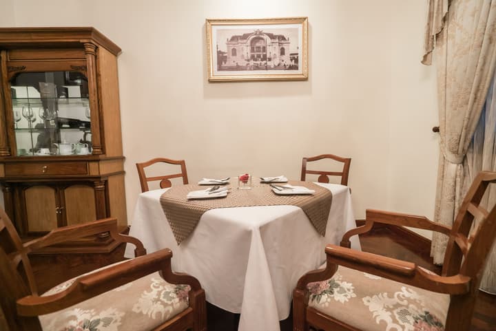 Hotel Grand Saigon