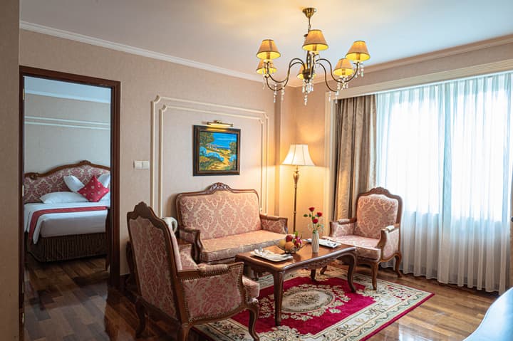 Hotel Grand Saigon