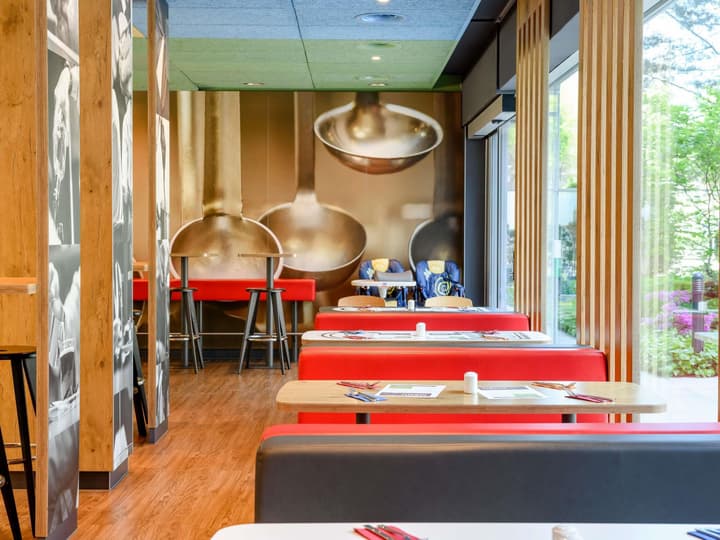ibis Zurich City West