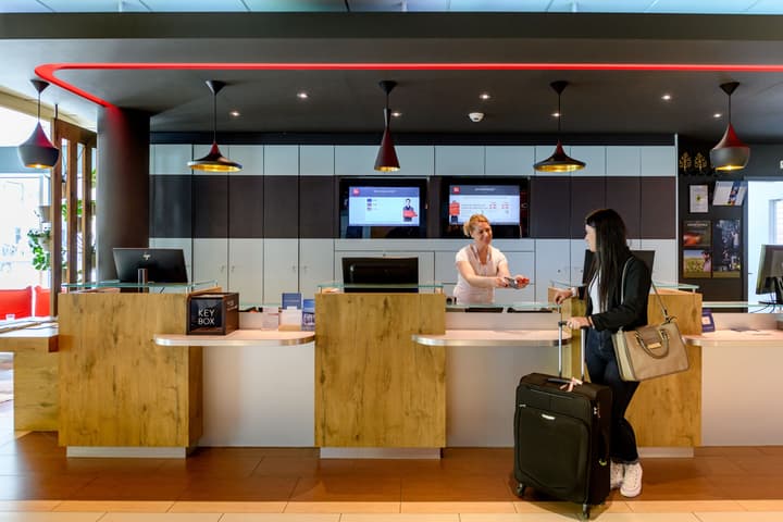 ibis Zurich City West