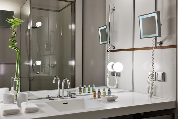 The Hotel Luzern, Autograph Collection