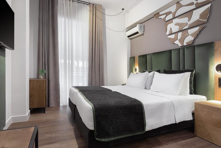 Acropolis Select Hotel