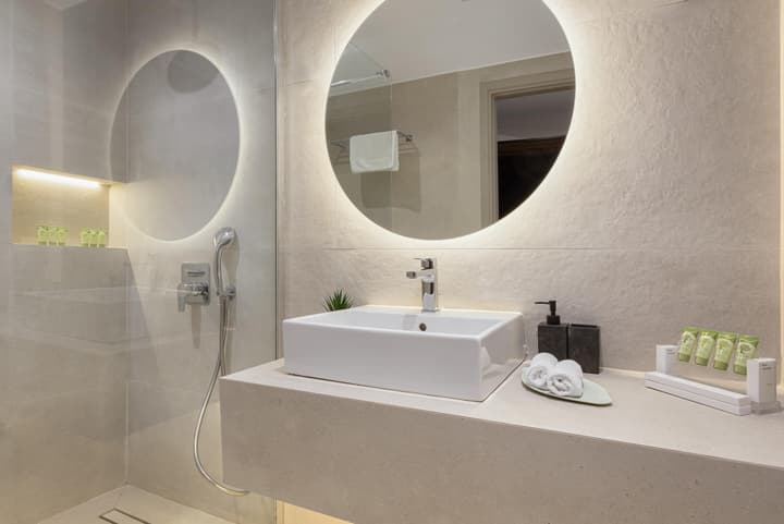 Acropolis Select Hotel