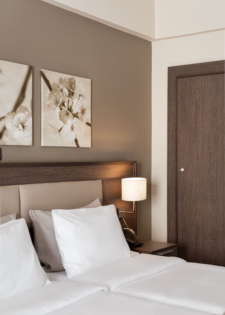 Acropolis Select Hotel