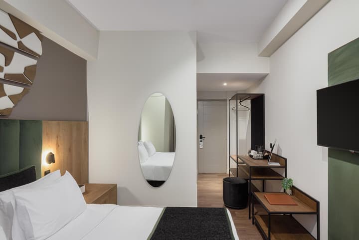 Acropolis Select Hotel