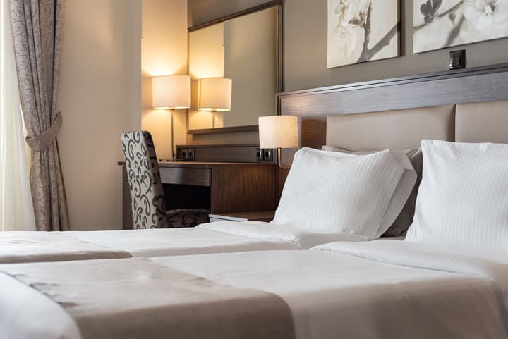 Acropolis Select Hotel