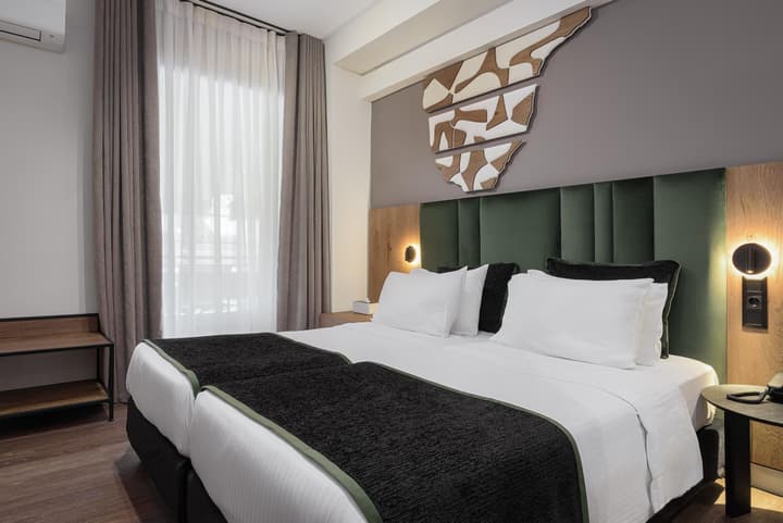 Acropolis Select Hotel