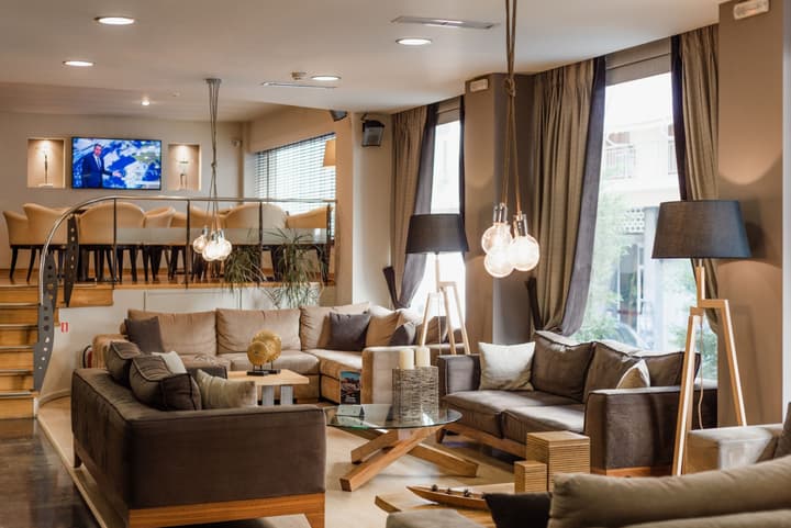 Acropolis Select Hotel