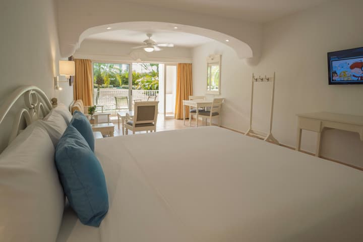 Iberostar Waves Punta Cana - All Inclusive