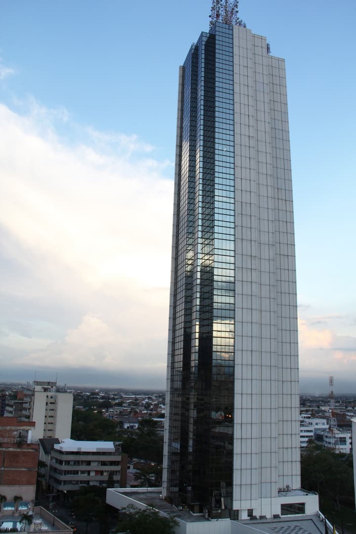Torre De Cali Plaza Hotel