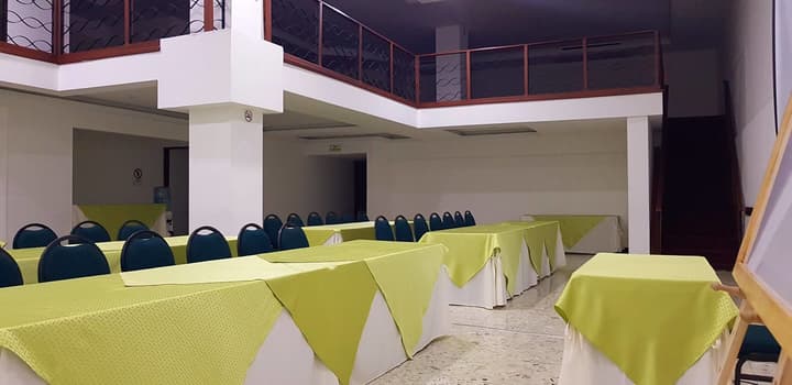 Torre De Cali Plaza Hotel