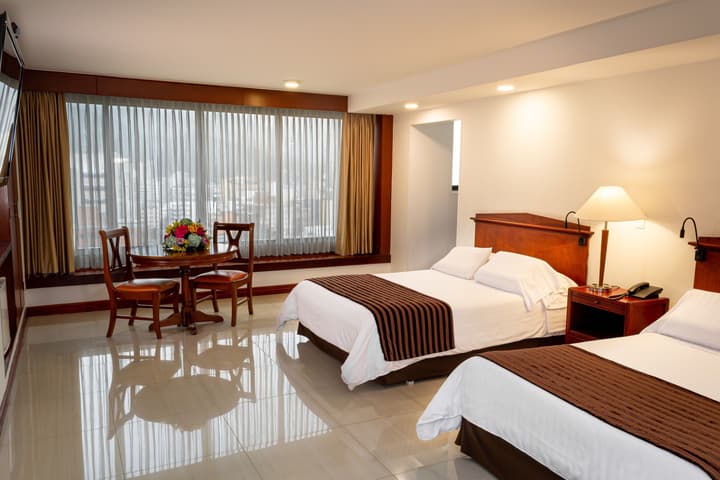 Torre De Cali Plaza Hotel