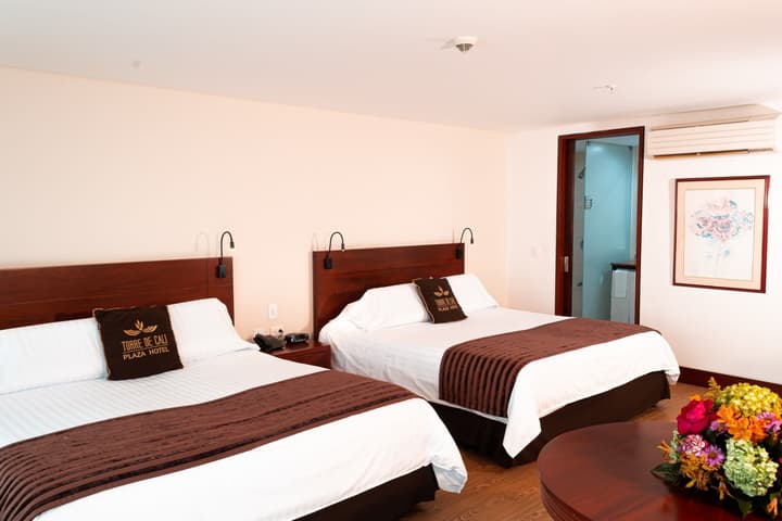 Torre De Cali Plaza Hotel
