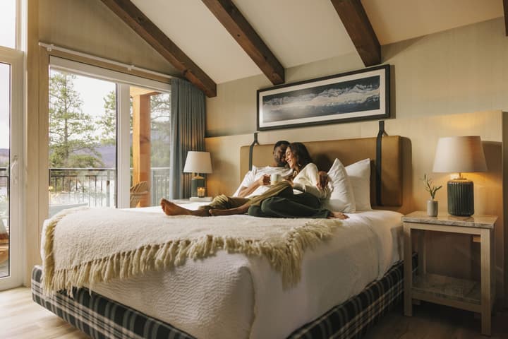 Pyramid Lake Lodge
