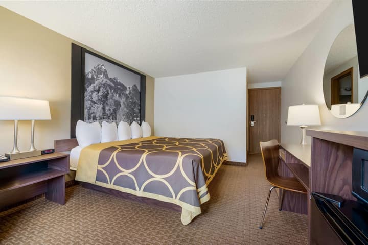 Super 8 by Wyndham Cody