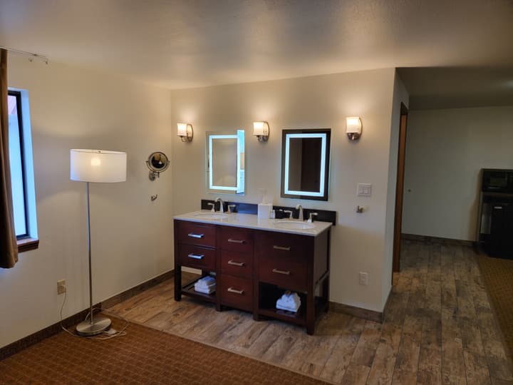 Super 8 by Wyndham Cody