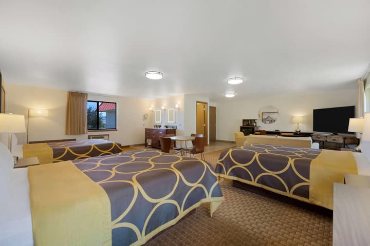 Super 8 by Wyndham Cody
