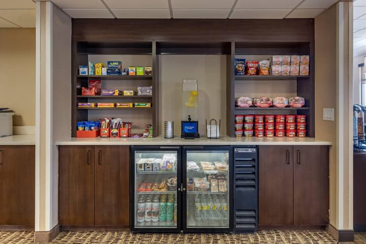 Comfort Inn & Suites Gateway to Glacier National Park