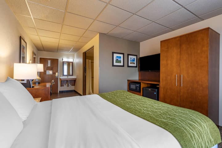 Comfort Inn & Suites Gateway to Glacier National Park