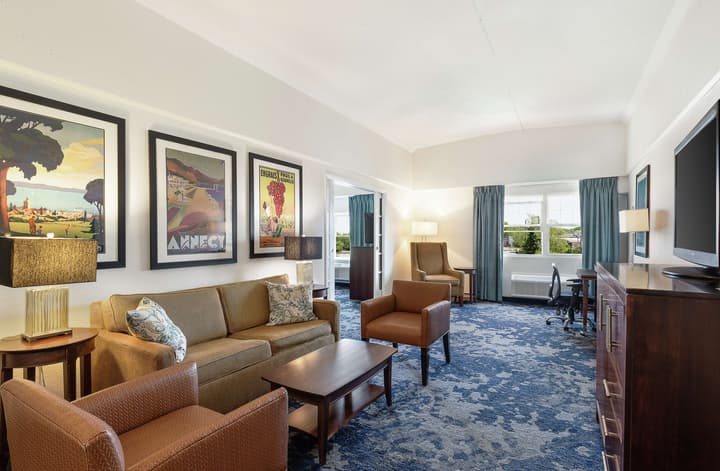 Doubletree by Hilton Cape Cod - Hyannis