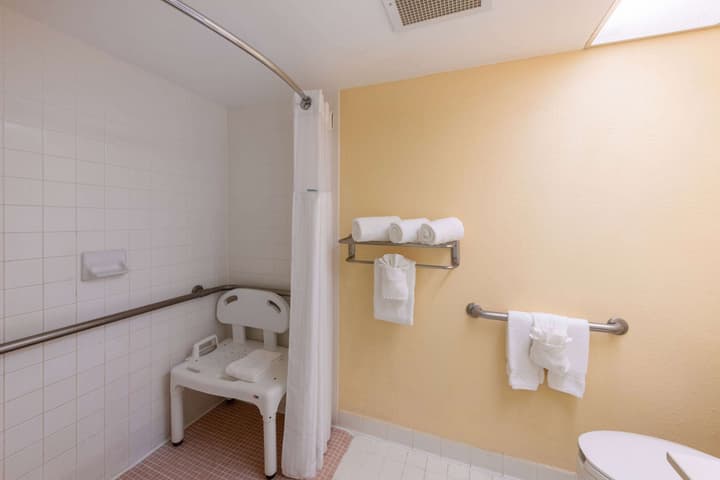 Ramada by Wyndham Kissimmee Gateway