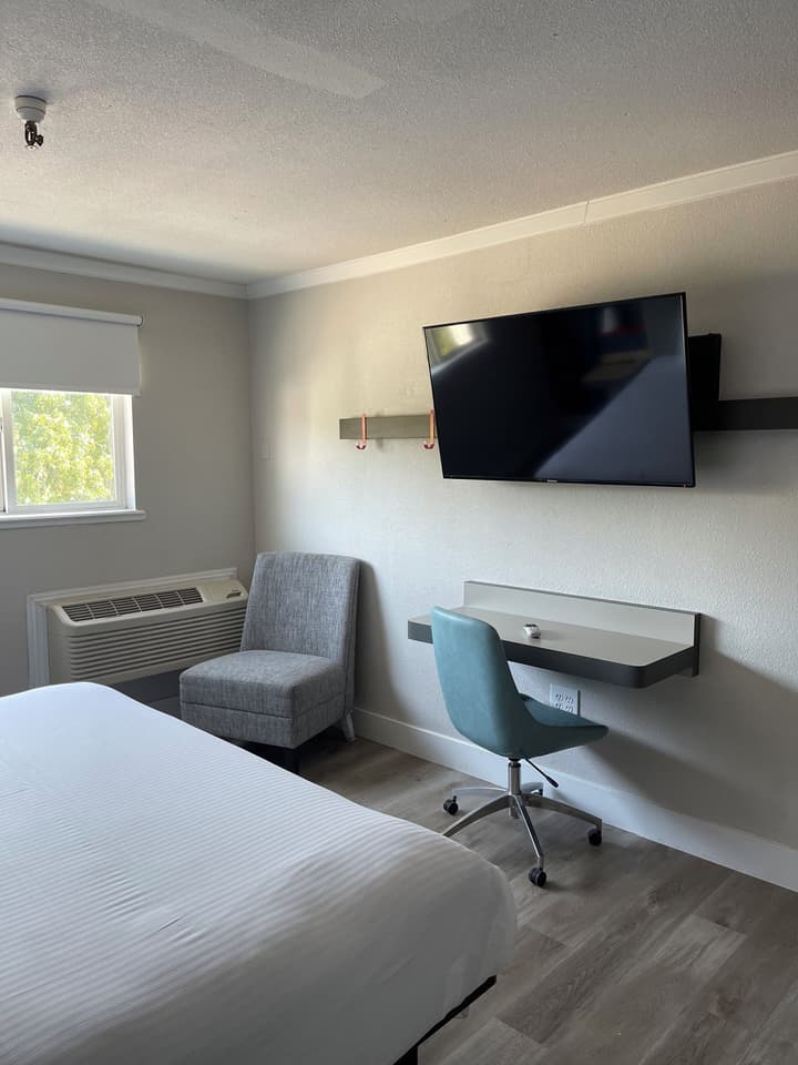 The Midtowner Hotel, SureStay Collection by Best Western