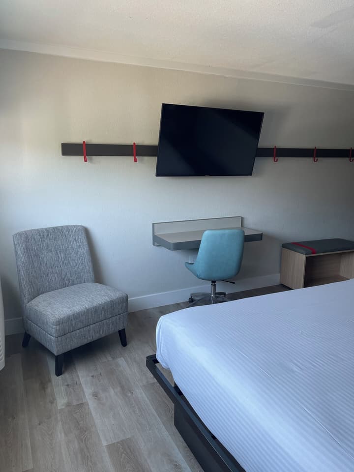 The Midtowner Hotel, SureStay Collection by Best Western