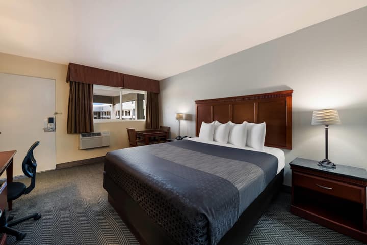 Rodeway Inn South San Francisco Airport