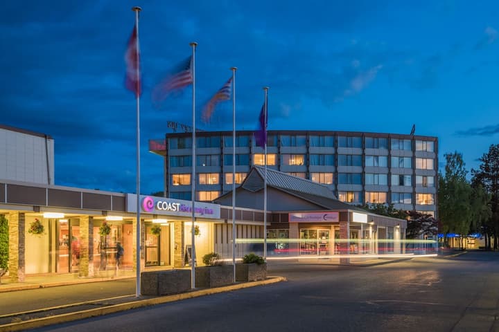 Coast Discovery Inn