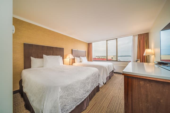 Coast Discovery Inn