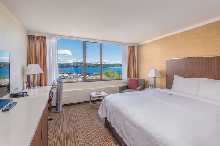 Coast Discovery Inn