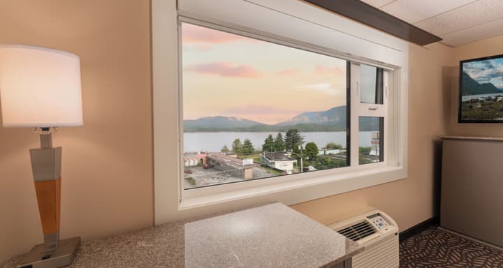 Prestige Oceanview Hotel Prince Rupert