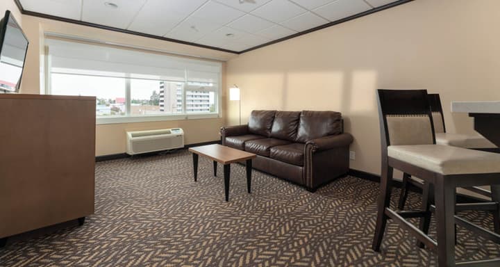 Prestige Oceanview Hotel Prince Rupert