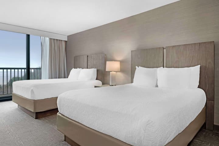 Best Western Plus Agate Beach Inn