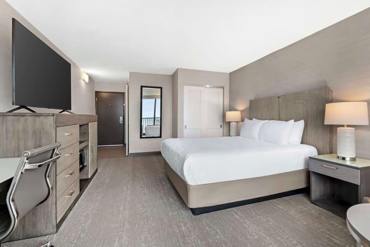 Best Western Plus Agate Beach Inn