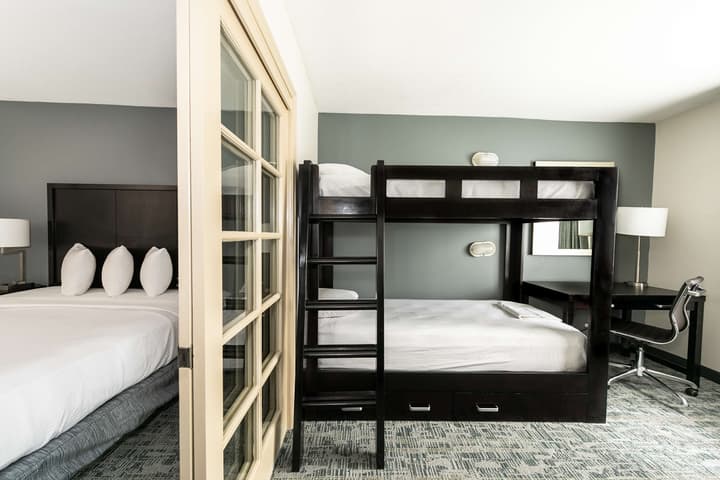 Best Western Inn & Suites San Diego – Zoo/SeaWorld Area