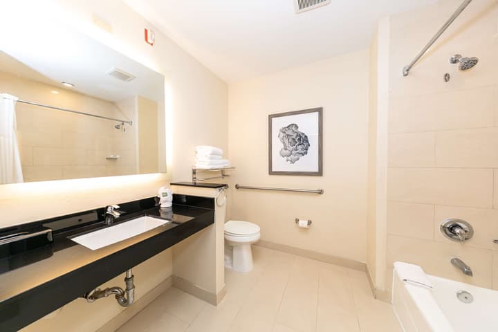 Best Western Inn & Suites San Diego – Zoo/SeaWorld Area