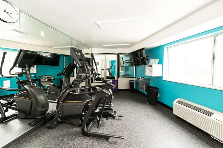 Best Western Inn & Suites San Diego – Zoo/SeaWorld Area