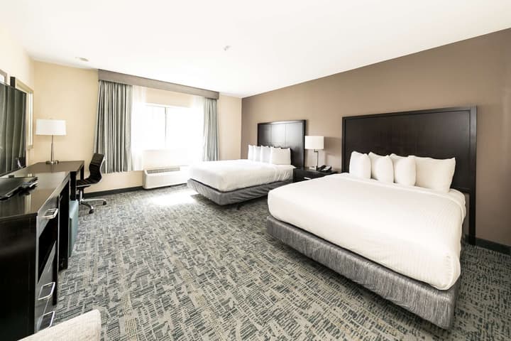 Best Western Inn & Suites San Diego – Zoo/SeaWorld Area