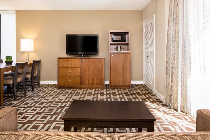 DoubleTree by Hilton Hotel Jacksonville Riverfront