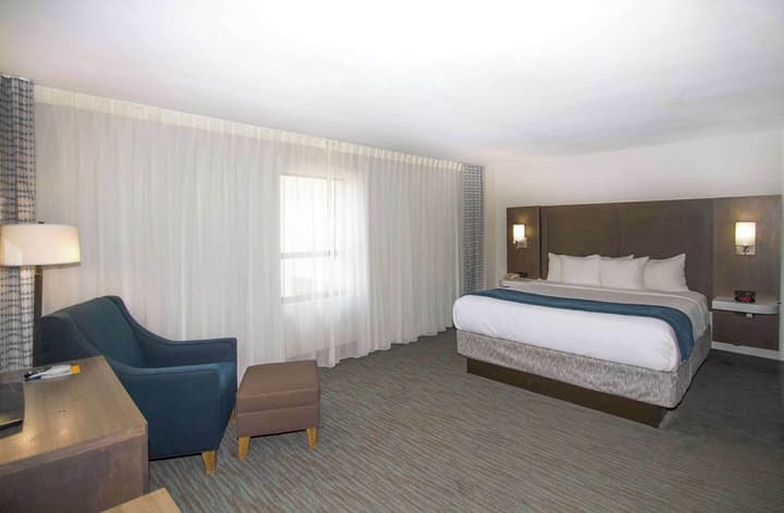 Comfort Inn & Suites Downtown Brickell - Port of Miami